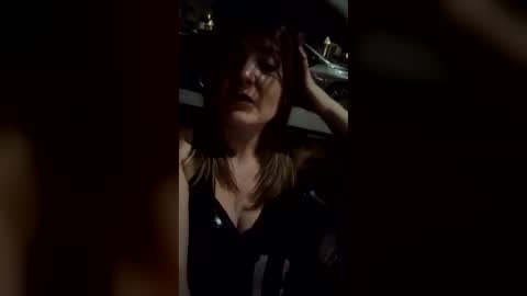 amyaddictedxxx online show from June 24, 3:02 am