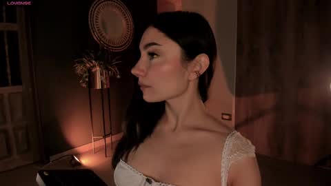 Amy Armstrong online show from February 25, 2:36 am