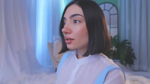 Amy Armstrong online show from March 21, 9:19 pm