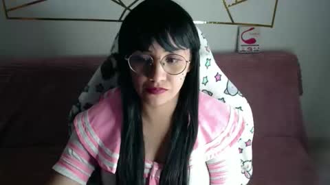 amycosplay99 online show from November 26, 8:00 am