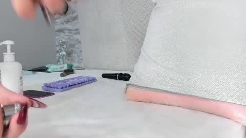 amydexter online show from May 14, 11:08 am