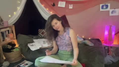 amydreamgirl online show from January 8, 1:41 pm