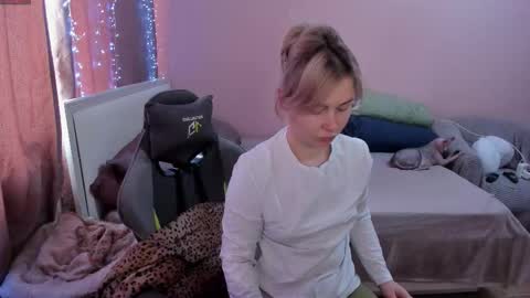 amymilson online show from March 16, 10:30 am