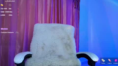 Amy ... Nice to meet u   thumb up me please its important online show from September 21, 10:14 pm