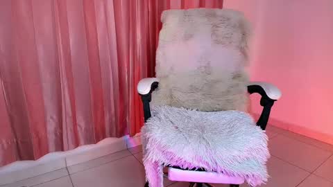 Amy ... Nice to meet u   thumb up me please its important online show from September 12, 10:01 pm