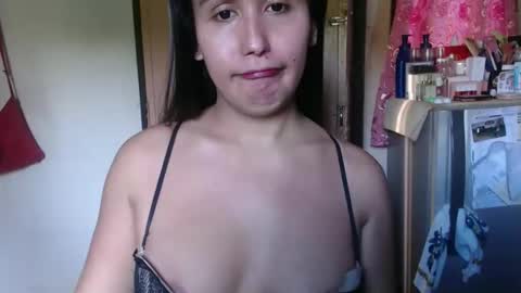 amysweetbabe online show from September 28, 1:03 am