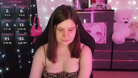Snapshot of amyvibes chatting on September 14, 8:32 pm amyvibes online show from September 14, 8:32 pm