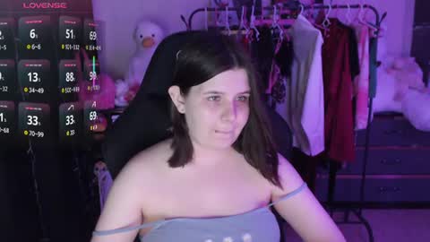 amyvibes online show from July 22, 8:55 pm