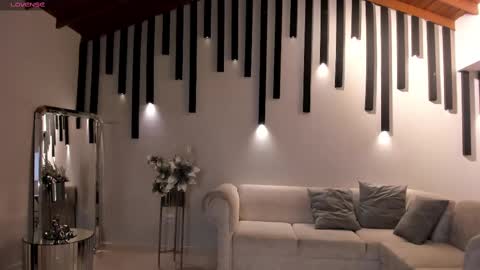 AMY WALKER online show from February 20, 10:16 am