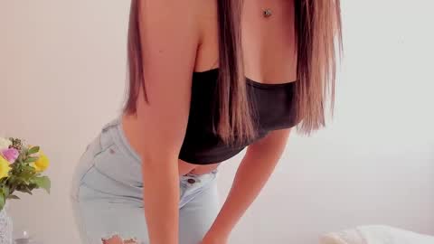 Ana  IG an castillo 1 online show from February 19, 1:28 pm