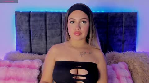 Ana online show from April 15, 2:26 am