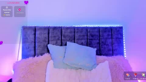 Ana online show from December 1, 11:41 am