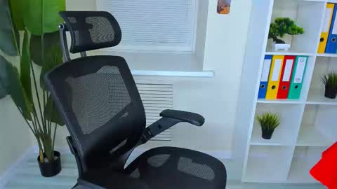 Ana online show from February 25, 10:08 am