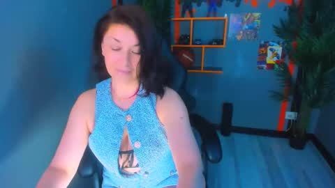 Ana online show from March 23, 1:49 pm