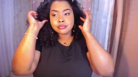 Snapshot of ana_off_alana chatting on March 5, 1:52 am Ana online show from March 5, 1:52 am
