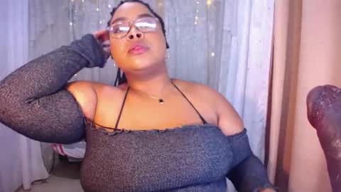 Snapshot of ana_off_alana chatting on September 10, 11:28 pm Ana online show from September 10, 11:28 pm