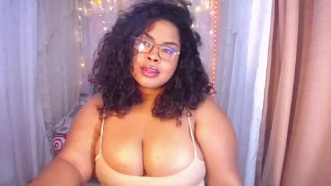 Snapshot of ana_off_alana chatting on February 27, 2:25 am Ana online show from February 27, 2:25 am