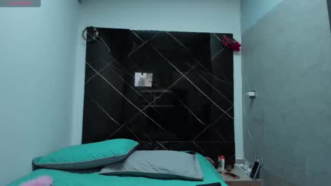 Ana  online show from March 7, 11:54 am