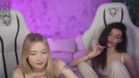 Snapshot of anabel054 chatting on March 10, 9:23 am Anabel Kira Zlata Kira Elice Lana Dominika Sofy Kaila Bridget online show from March 10, 9:23 am