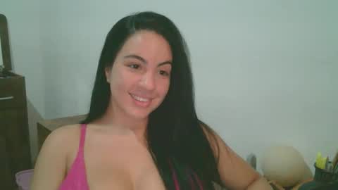 anabelenogueira1 online show from May 8, 1:11 am