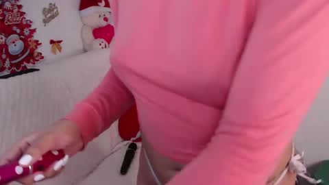 Ana online show from December 24, 10:01 am