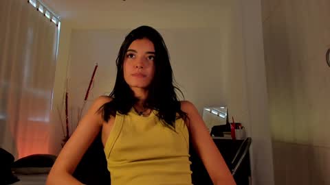 ANABEL WOLF  online show from February 3, 7:21 pm