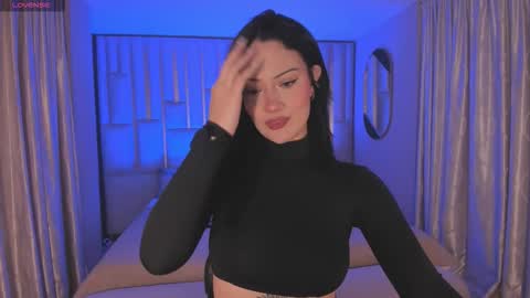 Ana  online show from November 4, 12:39 pm