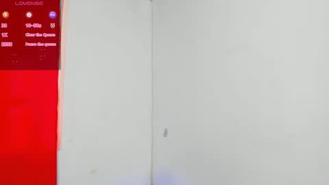 Snapshot of anahi_cruz77 chatting on February 4, 2:43 pm Ana  online show from February 4, 2:43 pm