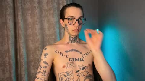 simon online show from February 25, 8:42 pm