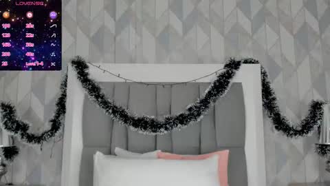   online show from December 19, 11:38 am