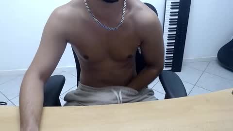 analo08 online show from September 20, 9:34 am