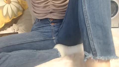 Snapshot of analove200 chatting on February 17, 12:16 pm analove200 online show from February 17, 12:16 pm