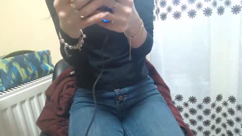 Snapshot of analove200 chatting on February 14, 6:12 am analove200 online show from February 14, 6:12 am