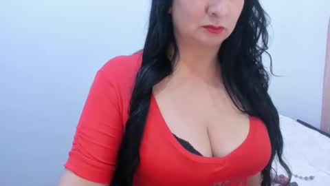 anamaria288 online show from December 31, 3:55 am