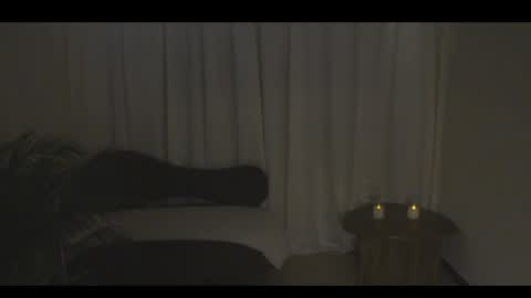 Ann online show from April 1, 7:00 pm