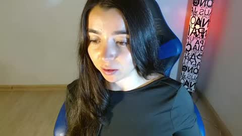 ana 3 online show from April 13, 1:32 am