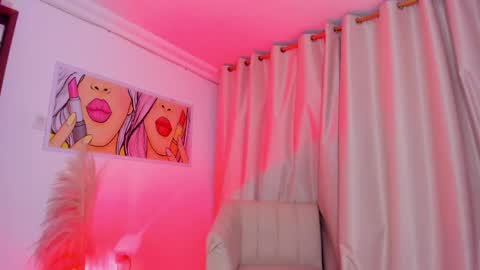 Ana online show from May 14, 8:18 pm