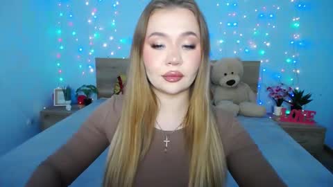 anastacyyellig online show from January 30, 2:36 pm