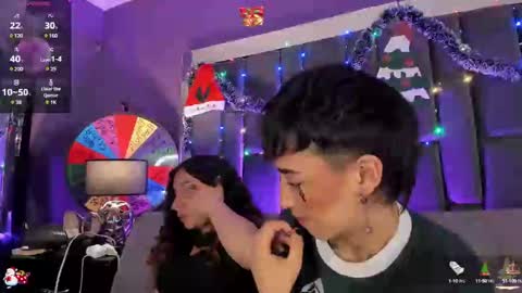   online show from December 21, 10:40 pm