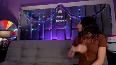   online show from December 26, 6:12 pm