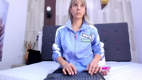 anastasia online show from April 17, 11:45 am