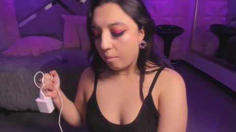 Ana online show from November 6, 9:40 pm