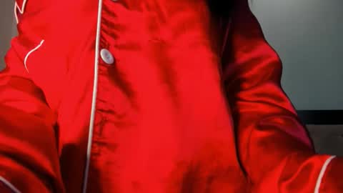 Layla online show from February 18, 11:04 pm