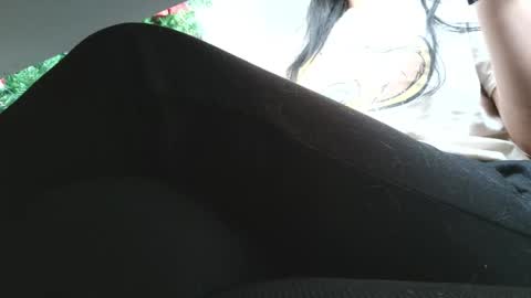   online show from December 22, 12:45 pm