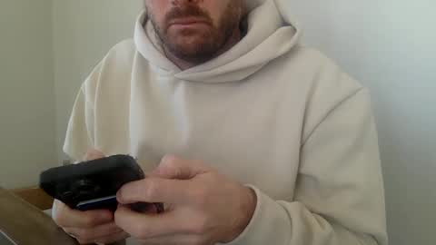 Andees222 online show from March 7, 4:22 pm