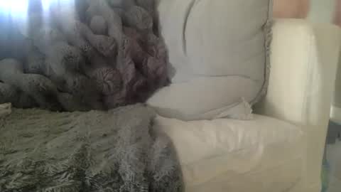 Andees222 online show from February 28, 7:56 pm