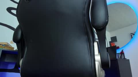 Andrs   -                   online show from October 10, 2:28 am