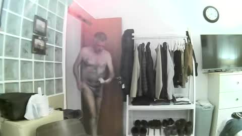 Snapshot of andipecas69 chatting on September 22, 11:20 pm andipecas69 online show from September 22, 11:20 pm