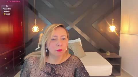 A N D R E online show from April 12, 1:53 am