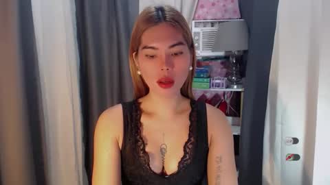 andrea06121998 online show from February 20, 11:56 am